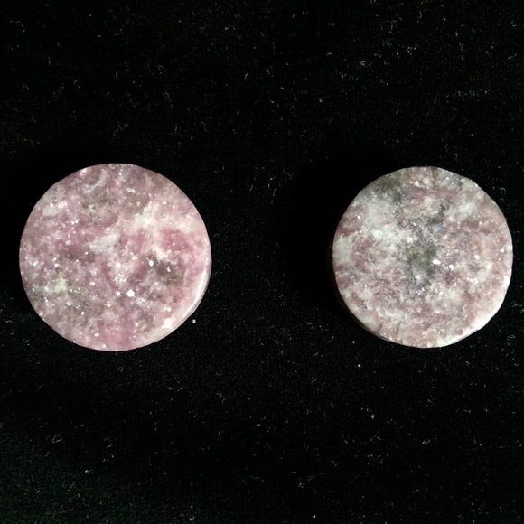 Moondevite stone plugs - Picture 2 of 2